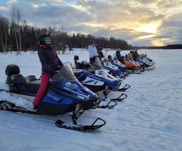 Willow: Snowmobile Adventure Tour