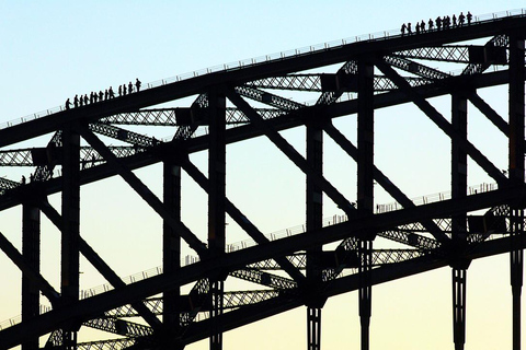 Sydney Harbour BridgeBeklimming: Top SchemeringSydney Harbour BridgeBeklimming: Schemering 15:15