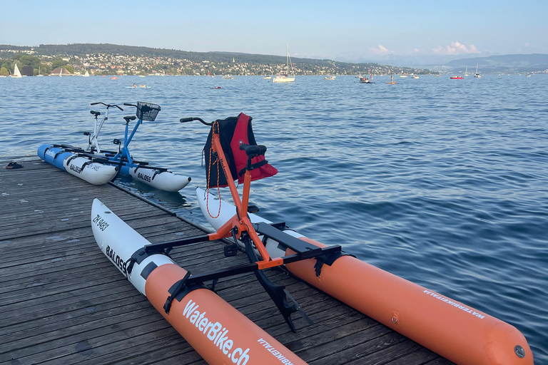 Waterbike op het meer van ZürichWaterfietstocht op het meer van Zürich - Tandem voor de hele dag