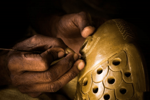 Agra: laboratorio di ceramica nera di Nizamabad e tour del villaggioAgra: laboratorio di ceramica nera a Nizamabad e tour del villaggio