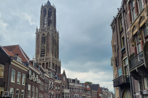 Amsterdam-Utrecht: Private Walking Tour with Local Guide