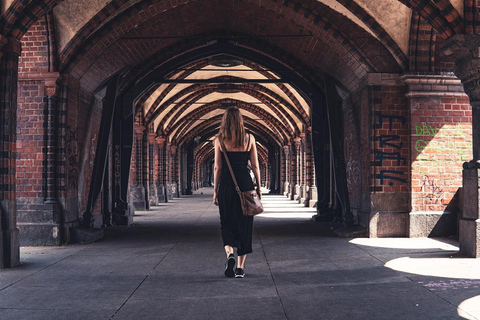 Berlin: Private Photoshoot with Professional Photographer