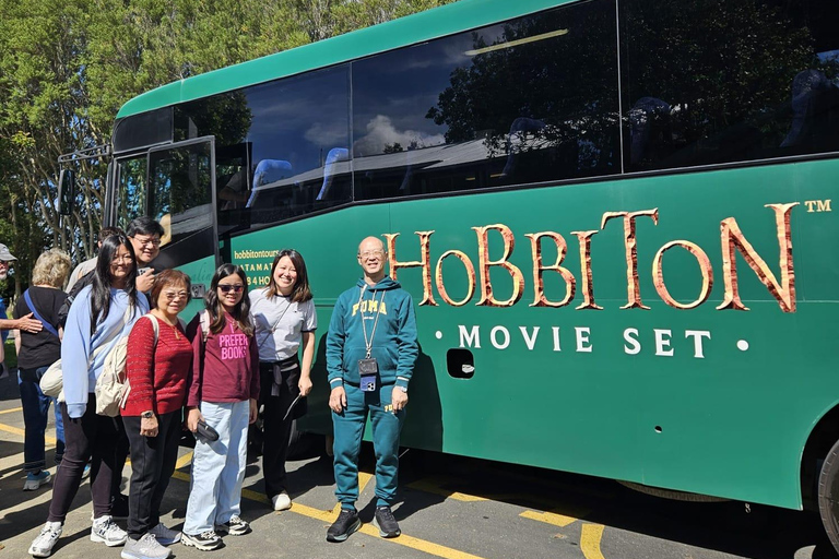 Private Day Tour - Hobbiton Movie Set, Rotorua & Treewalks