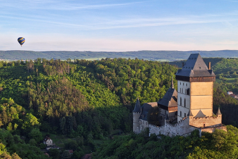 From Prague: Balloon ride with Champagne & Picnic