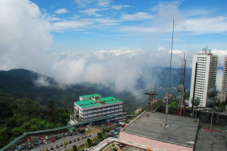 Genting Highlands Private Day Trip with Cable Car Ticket