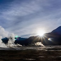 Geysers del Tatio, amanecer y desayuno en Atacama - Housity
