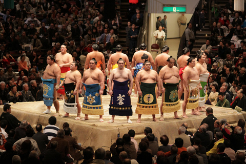 Tokyo: Sumo Wrestling Tournament Chair Seats & ExpertGuide Tokyo: A-Class Seats