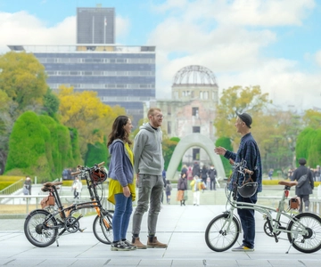 Hiroshima: Peace Cycling Tour with Local Guide