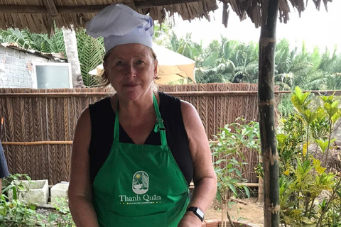 Hoi An : Vietnamese Cooking Class with Hotel Pickup