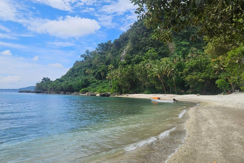 Port Vila: Lelepa Island Day Trip with Snorkeling & BBQ