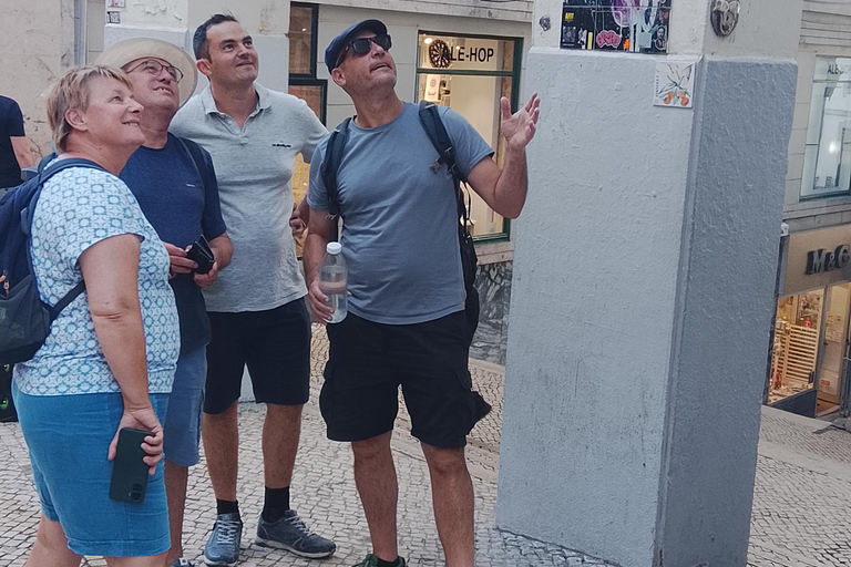 Visit of Lisbon in French. Small group (10 max)! Follow me! Visite Goupe privée de Lisbonne!