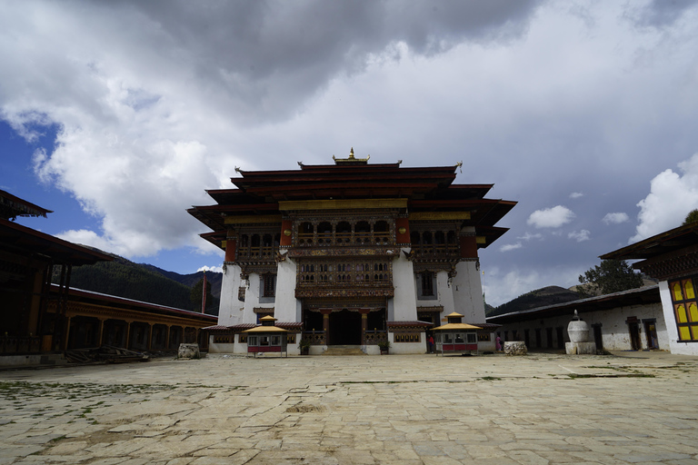 ''Bhutan: 6-Day Hidden Himalayas Tour with Meals''