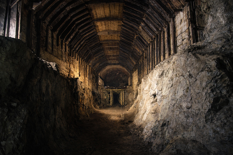 From Wroclaw: Gross-Rosen Camp & Nazi Tunnels Tour