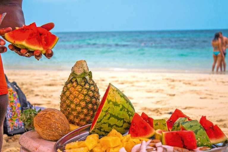 Visite citadine de Zanzibar et banc de sable de Nakupenda avec barbecueVeuillez vous rendre au lieu de rendez-vous (ancien fort de Zanzibar)