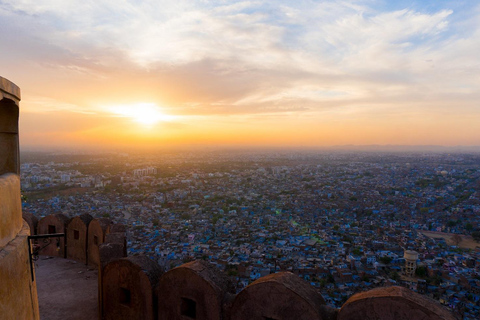 Jaipur: Privé halfdaagse tour met uitzicht op de zonsondergangJaipur: Privé stadsrondleiding van een halve dag met uitzicht op de zonsondergang