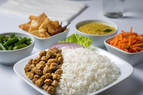 Negombo: Private City Tour with Ayurvedic Massage & Lunch