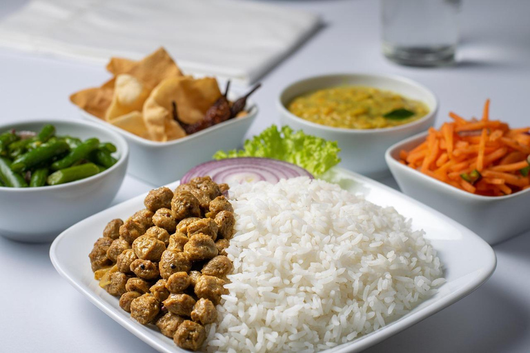 Negombo: Private City Tour with Ayurvedic Massage & Lunch