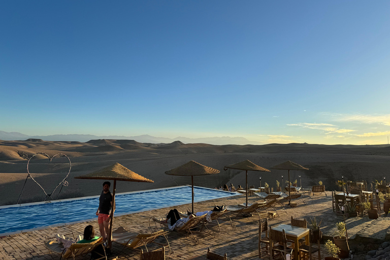 Pase de un día en el desierto de Agafay : Piscina y almuerzo