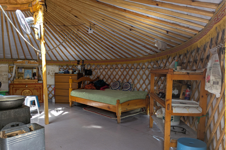 4-Day Authentic Nomadic Family Homestay near the Mini Gobi