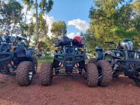 Emociones sobre ruedas, expedición en quad en bicicleta en el monte Kigali - Hizvo