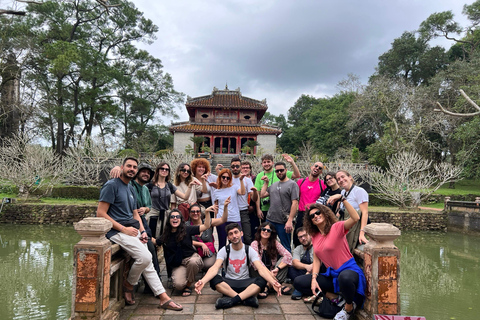 Från Hoi An: Hue City Private Tour med guide