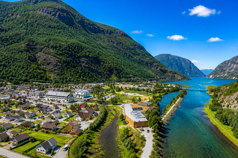 Bergen: Sognefjord & Hardangerfjord Tour