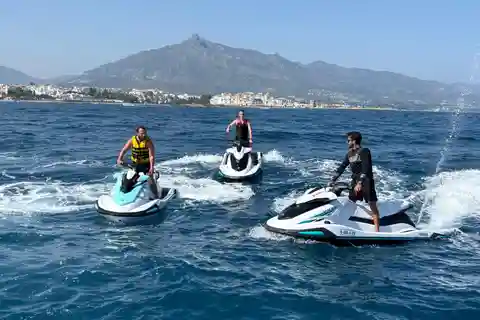 Marbella: Puerto Banus 1 timmes jetski-utflykt