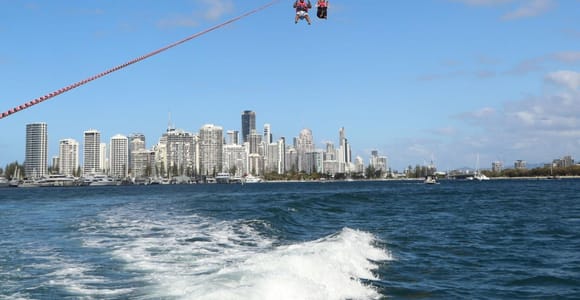 Gold Coast: Surfers Paradise Parasailing at 400 Feet