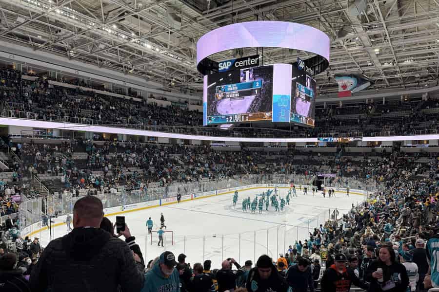 San Jose: San Jose Sharks Eishockey Spiel Ticket. Foto: GetYourGuide San Jose: San Jose Sharks Eishockey Spiel Ticket. Foto: GetYourGuide
