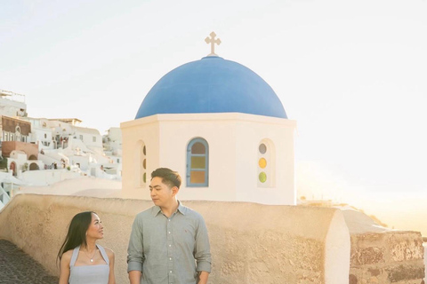 The Art of Santorini Light in Oia by Rey 1 HOUR FAMILY OIA