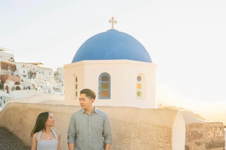 The Art of Santorini Light in Oia by Rey 1 HOUR FAMILY OIA