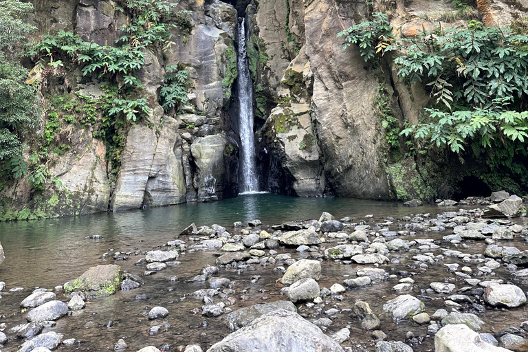 Découvrez et randonnez à São Miguel avec Rúben