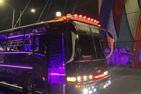 麦德林：乘坐主题车辆的圣诞灯光城市观光