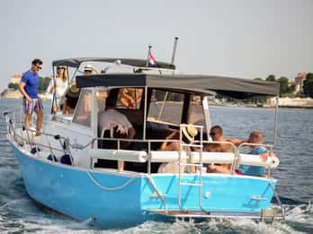 Zadar: Vintage båttur till Ugljan, Ošljak och Galevac