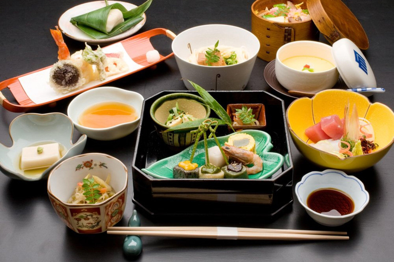 Kyoto: Kaiseki Reservation at Hanasaki Manjiro [Lunch] Murasame Kaiseki Course