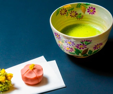 Nagoya: Japanese Traditional Sweets making and Tea Ceremony