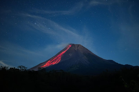 Yogyakarta Merapi Secret Coffee Tour. Active Volcano Views Midnight Merapi volcano Lava View