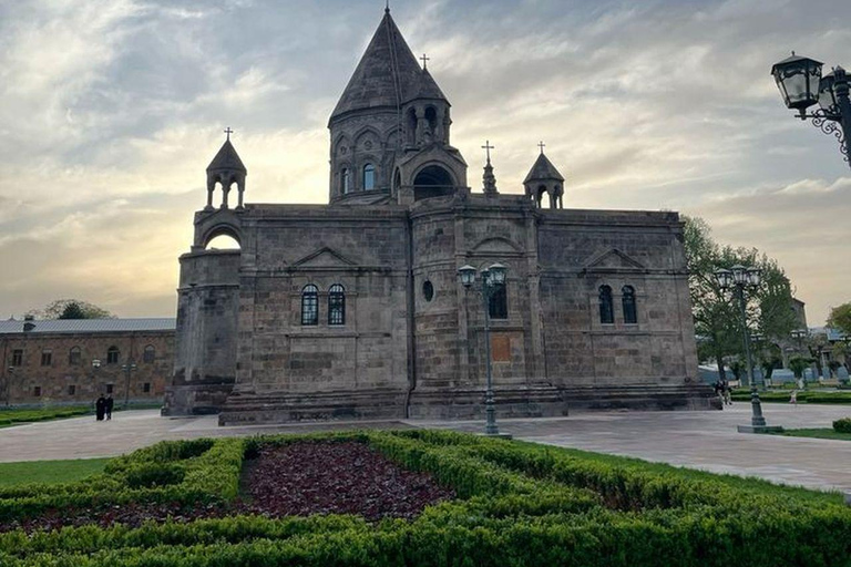 2 Countries in 1 Day:From Tbilisi to Armenia-Sevan & Yerevan