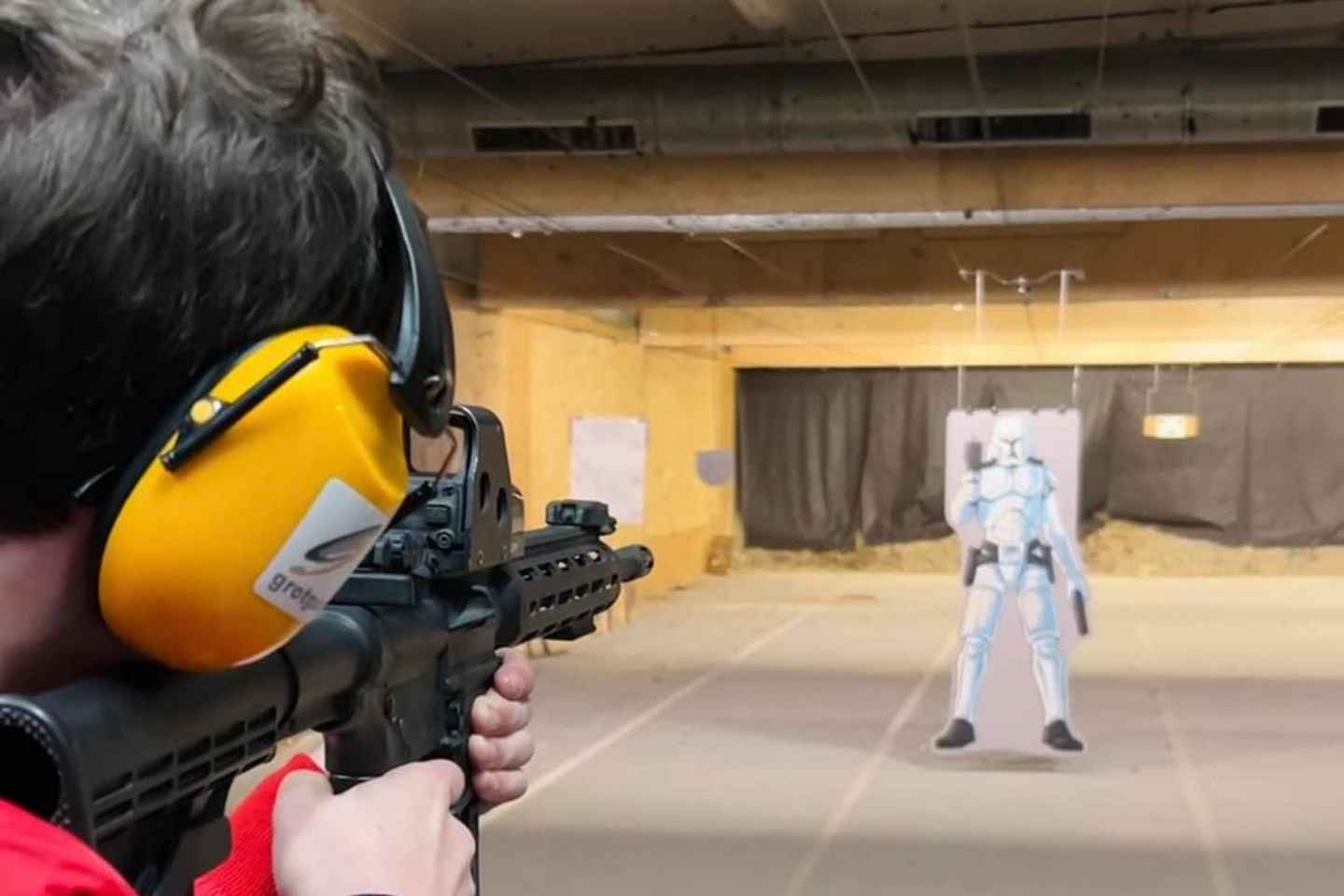 Krakow: Shooting Range Experience with Hotel Pickup