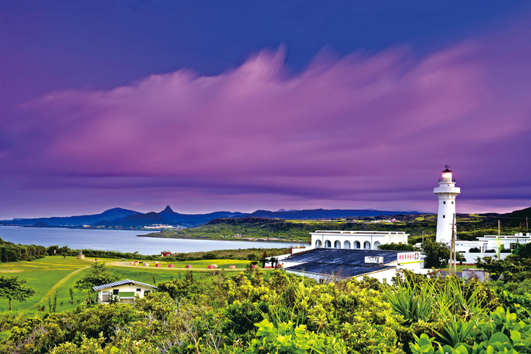 From Taipei: Private 4-Day West & South Taiwan Tour SOLO Traveler