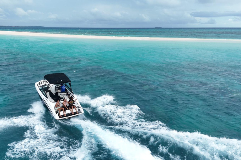 Zanzibar: Lyxig Island Hopping-tur med motorbåtZanzibar: Lyxig öluffning med motorbåt