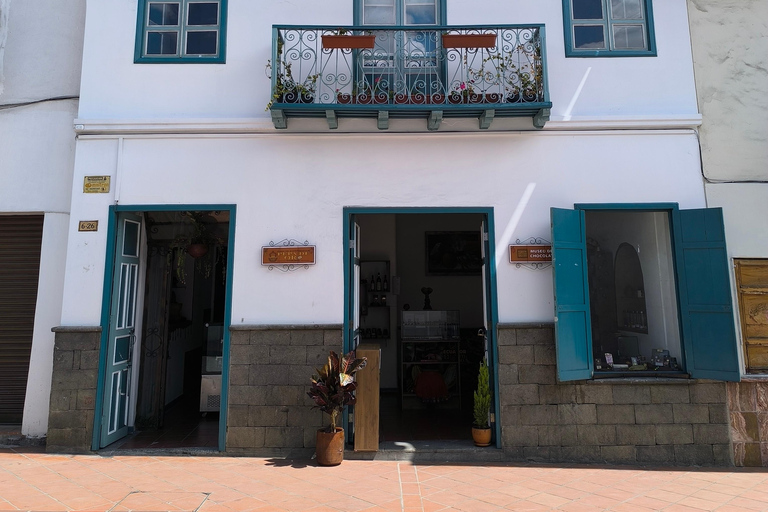 Cuenca: Chocolate tour with a hands-on class Cuenca: Chocolate Tour + Hands-On Workshop