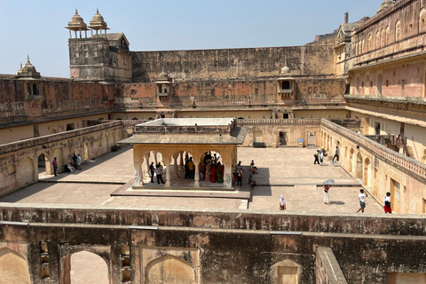 From Mumbai: 4-Day Golden Triangle Tour with Flights Tour Price without Hotels