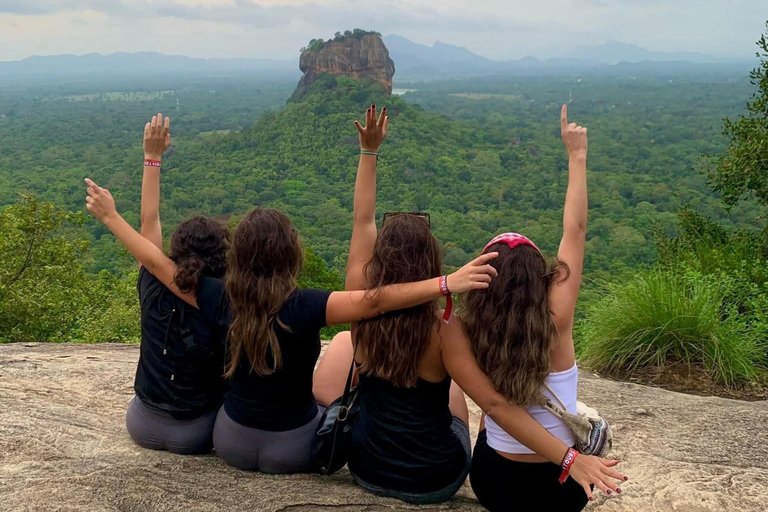 Kandy: Dambulla, Sigiriya, and Village Safari Day Tour