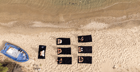 Mykonos : Yoga On Waves