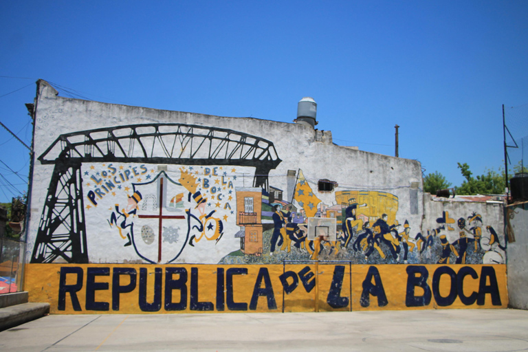 Visite de Boca : Tango, football, art et immigration