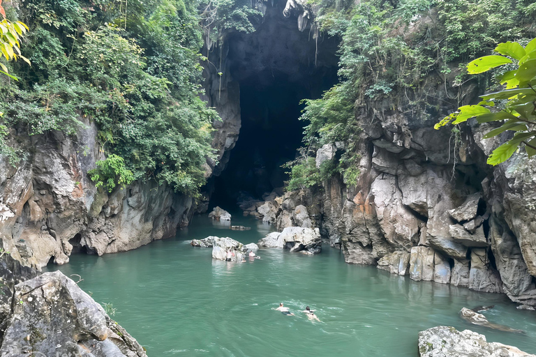 Hà Giang HORIZONTE DE DIVINIDAD Tour con jinete local fácil 3 DíasHa Giang HORIZONTE DE DIVINIDAD Tour con jinetes locales fáciles 3 Días