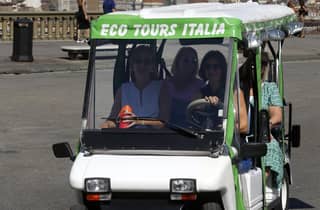 Florenz: Kleingruppen-Tour im Golfcart, Piazzale Michelangelo