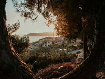 From Kalamata: Kardamyli, Stoupa & Agios Nikolaos