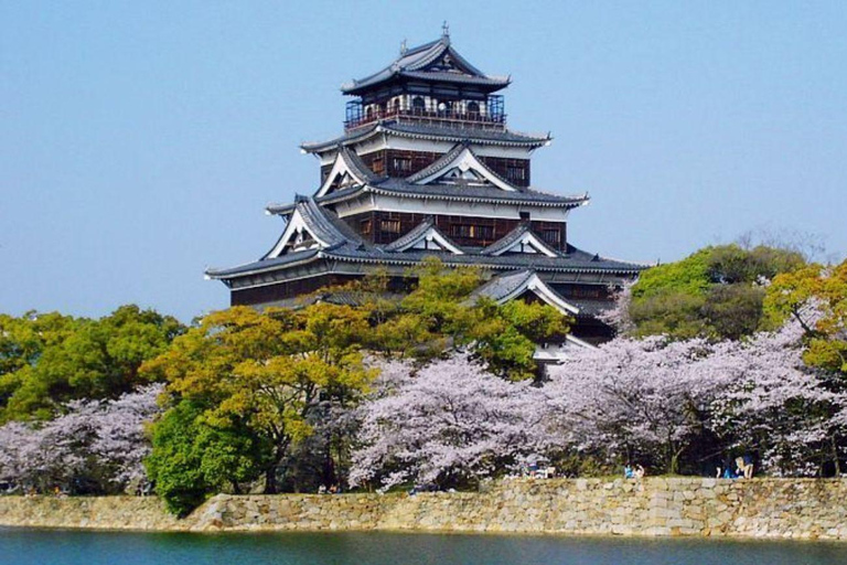 Hiroshima & Miyajima: History, Beauty, and Iconic Views